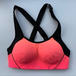 VSX SPORT Standout bra top pink coral black 32B